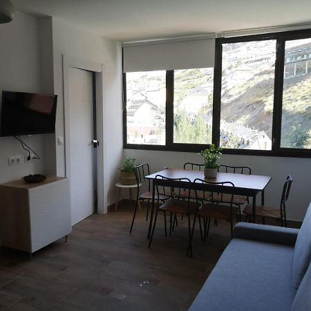Slalom Premium Apartment เซียร์ราเนบาดา ภายนอก รูปภาพ